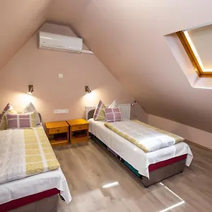 Apartman Cecey 