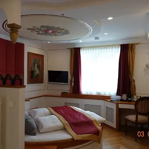 Haus Sanz Penzion